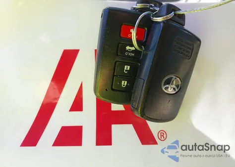 2013 Toyota Avalon Hybrid Limited z USA, uszkodzony, nr VIN 4T1BD1EB7DU015571